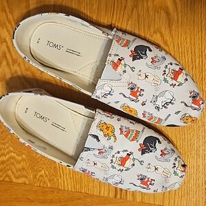 TOMS Women’s Belmont Christmas Holiday Cats Print Flats